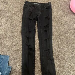 Black ripped skinny jeans